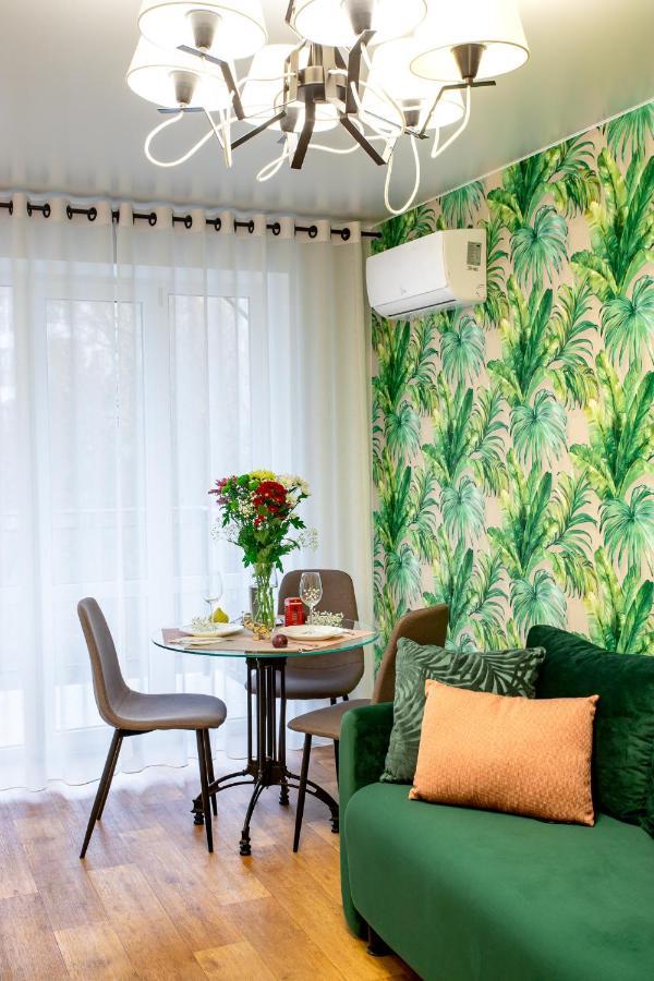Luxury Apartment With 2 Bedrooms In The City Center Mykolajiw Exterior foto